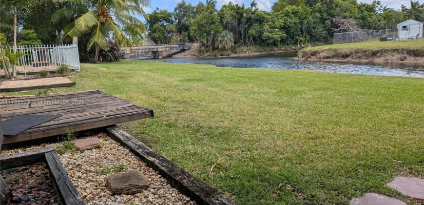 Kendall Country Club Estates, 103rd Ave