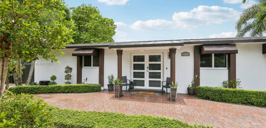 2550 SW 68th Ave, Miami, FL