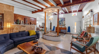 1895 SW 25th St, Miami, FL
